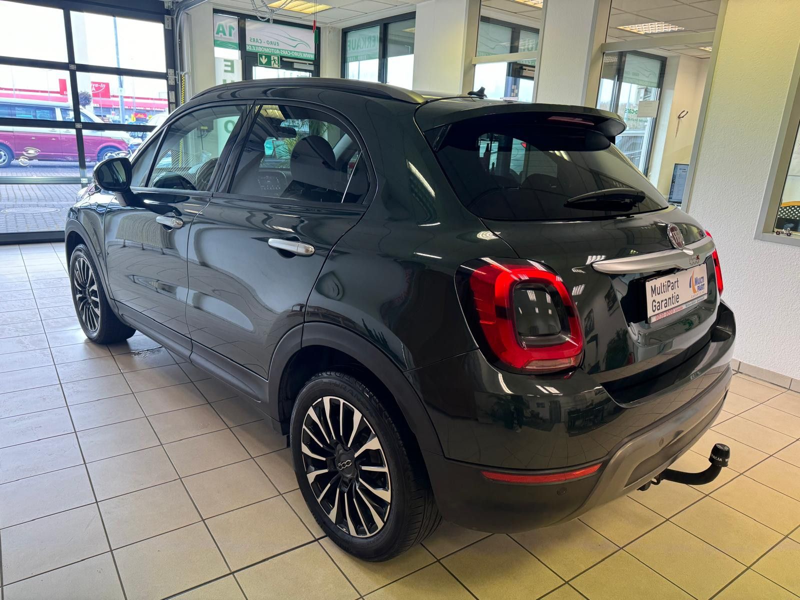 Fahrzeugabbildung Fiat 500X Cross / KLIMA / 8-FACH / 1. HAND/AHK/LED