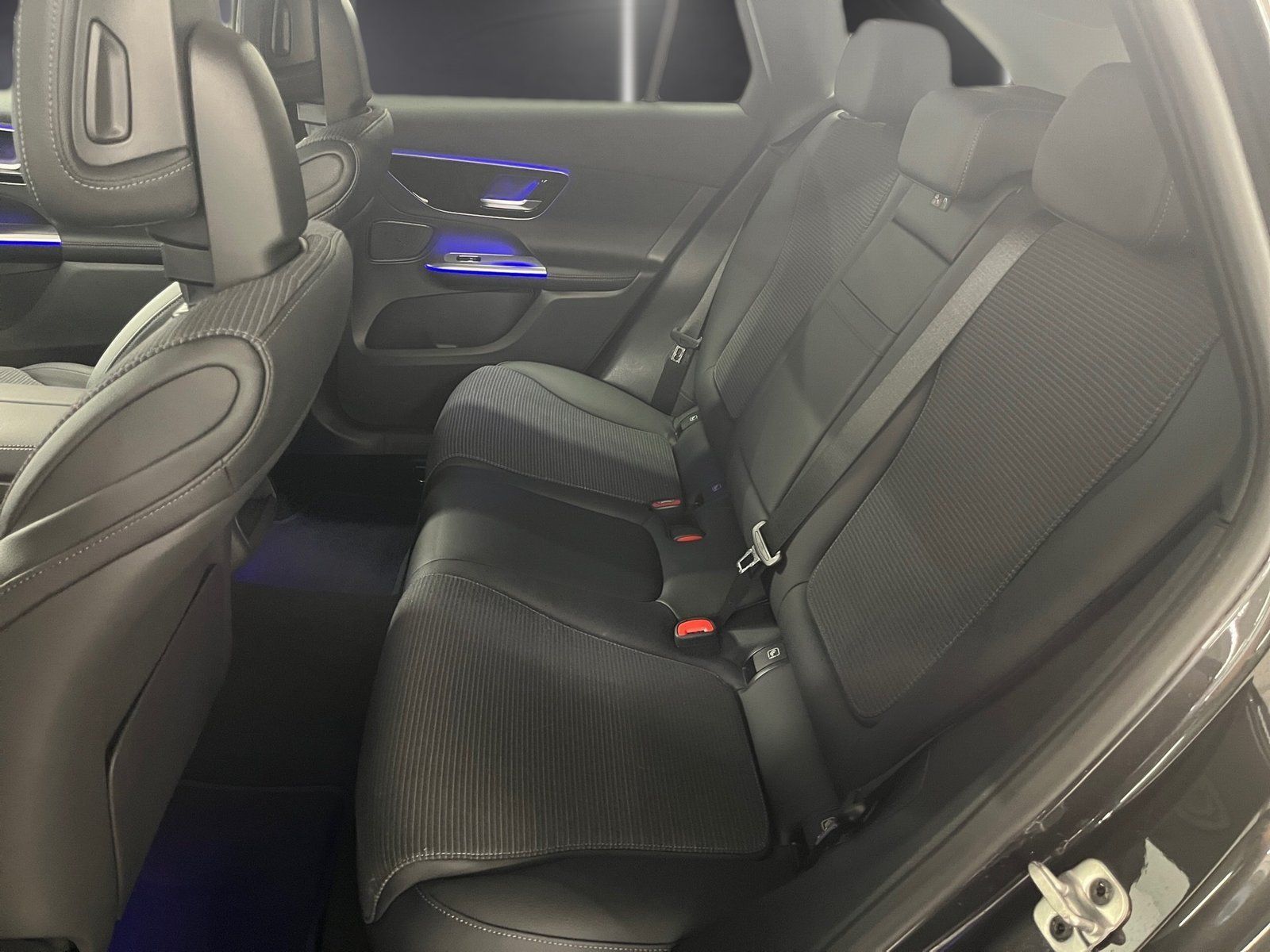 Fahrzeugabbildung Mercedes-Benz GLC 200 4M Avantgarde*AHK*Distronic*Totwink*Memo