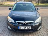 Opel Astra Sports Tourer 1.7 CDTI. NEU DPF,AGR,TURBO - Opel Astra Turbo mit Diesel-Antrieb