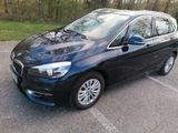 BMW 218i Active Tourer  Luxury Line, Leder, Navy - BMW 218 Active Tourer von privat