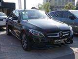Mercedes-Benz C 400 4M+Avantgarde+MULTIBEAM+Schiebedach+Kamera - gebrauchte Mercedes-Benz C 400 aus dem Jahr 2018