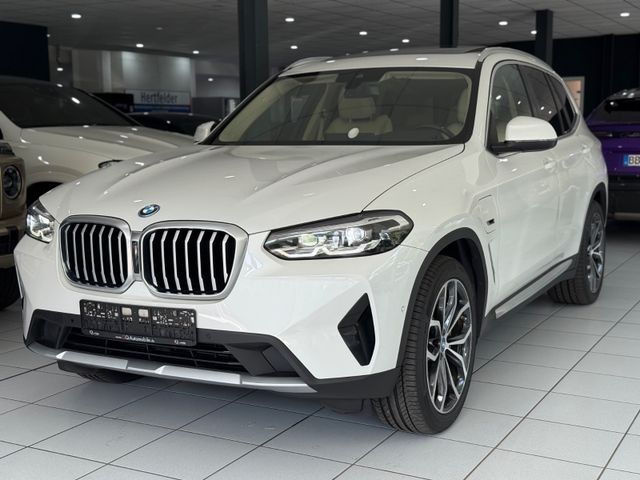 BMW X3 xDrive 30e*PANO*KAMERA*AHK*HIFI*LEDER*1.HAND*