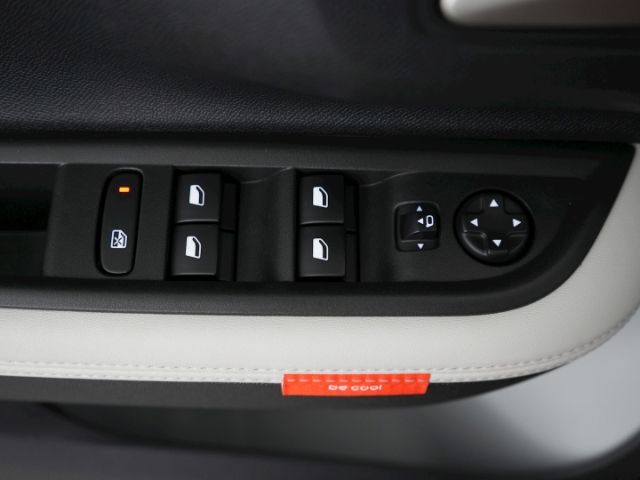 C3 MAX+NAVI+RÜCKFAHRKAMERA+SITZ-/LENKRADHEIZUNG+