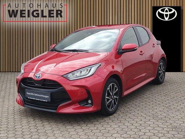 Toyota Yaris Yaris Hybrid Team Deutschland,PDC v+h,GJR — 20.990 € bei Autohaus Weigler Leverkusen