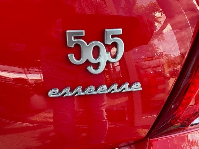 Fahrzeugabbildung Abarth 595C  Esseesse Estetico BEATS AKRAPOVIC