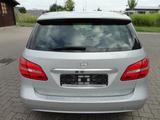 Mercedes-Benz B 180 B -Klasse B 180,Navi,PDC,P-Dach,Leder - Mercedes-Benz B 180 aus 2012