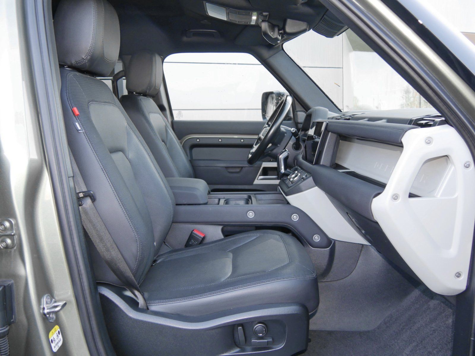 Land Rover Defender 110 X-Dynamic SEel.AZV imagem 3