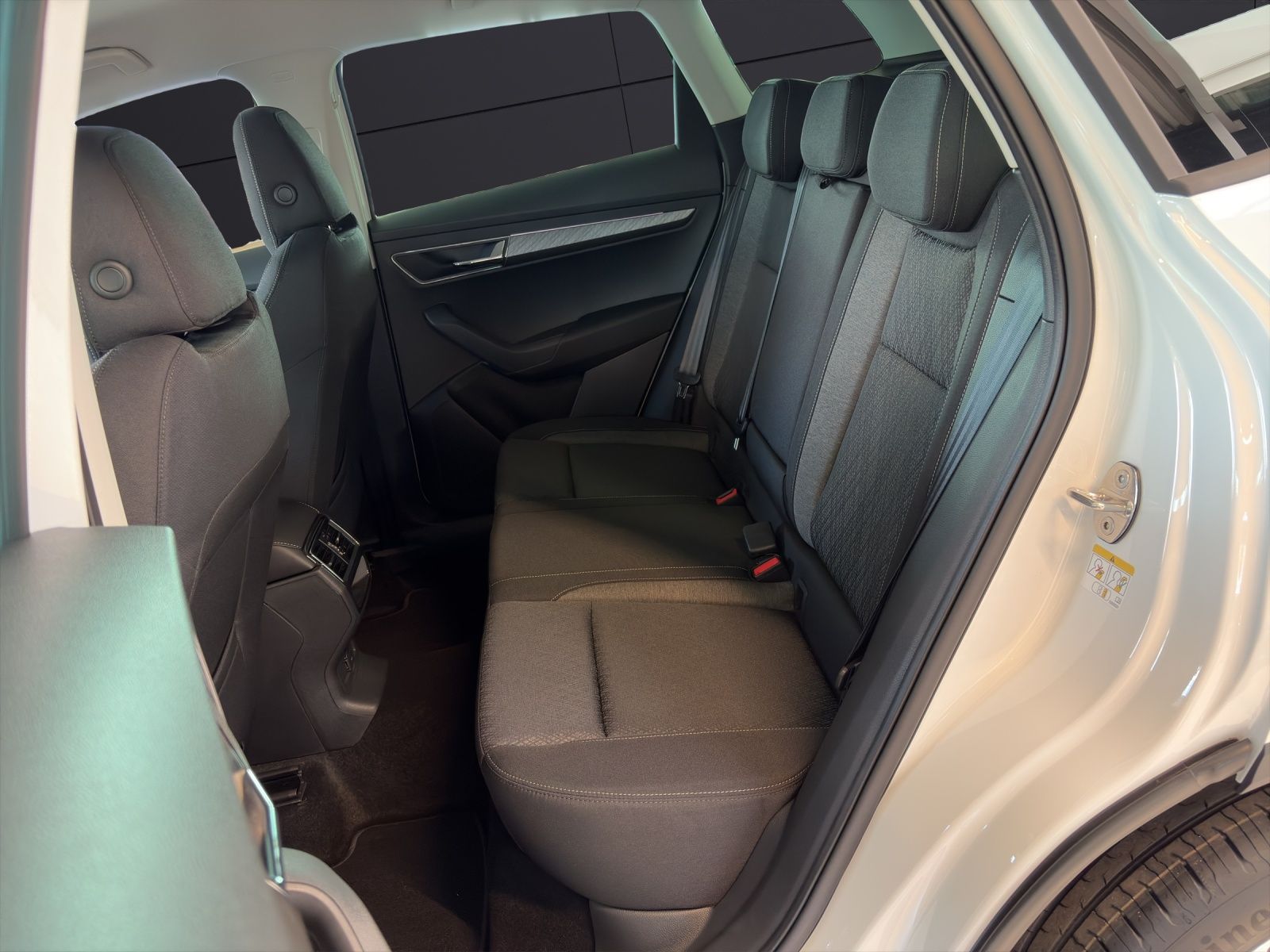 Fahrzeugabbildung SKODA Karoq 1.5 TSI Balance DSG MATRIX AHK ACC 3 J ASG
