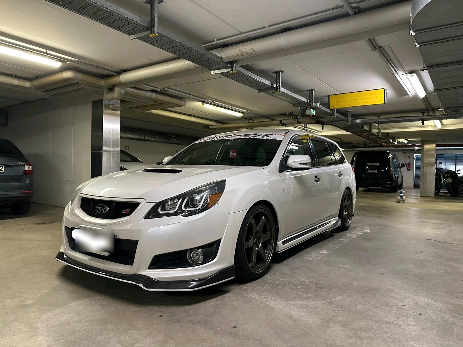 Subaru Legacy GT STI-Package BR9