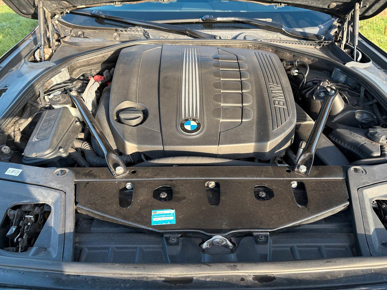 BMW 525 2011 — photo 9