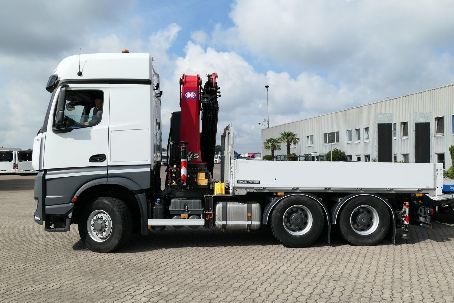 Mercedes-Benz 2651 L Arocs HAD 6x6,HMF 3220,Funk,AHK,Container