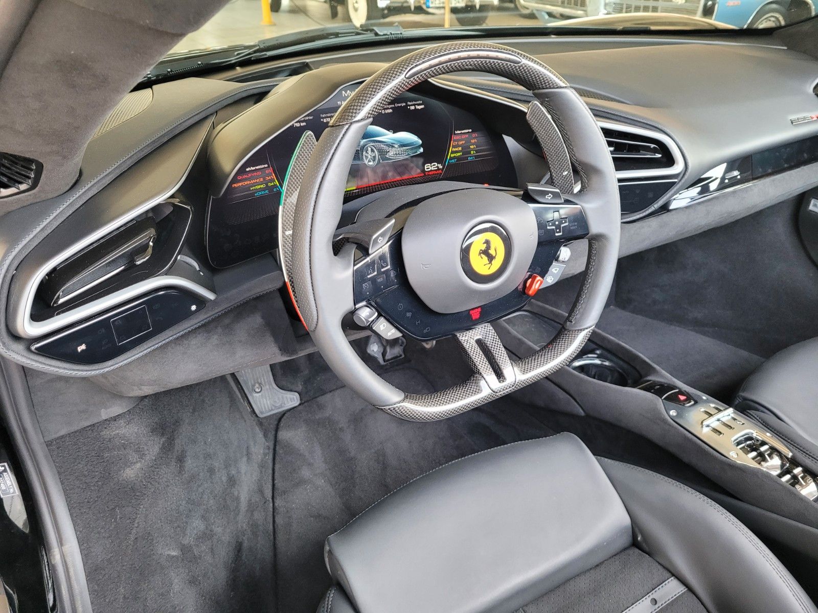 Fahrzeugabbildung Ferrari 296 GTS/All Black/Lift/Daytona/HiFi