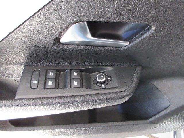 Fahrzeugabbildung Opel Astra L Lim. 1.2T LED/NAVI/SHZ/LHZ/PDC/360°/ALU