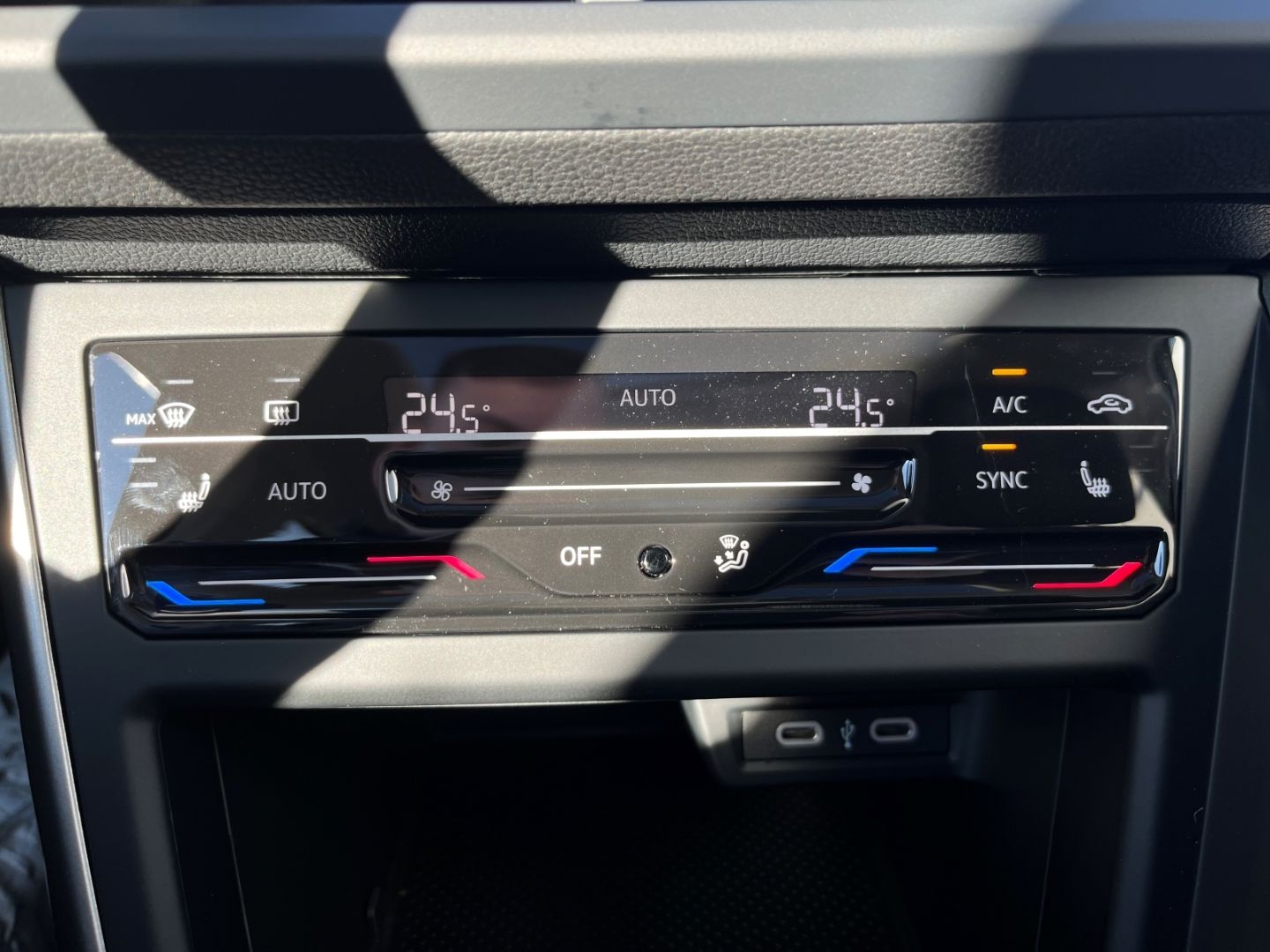 Polo 1.0 TSI MOVE DSG - Navi*Kamera*Shzg*APP*PDC