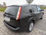 Ford Focus Focus Benzin 1,6 Turnier *Titanium - Ford Focus aus 2008: 1.6