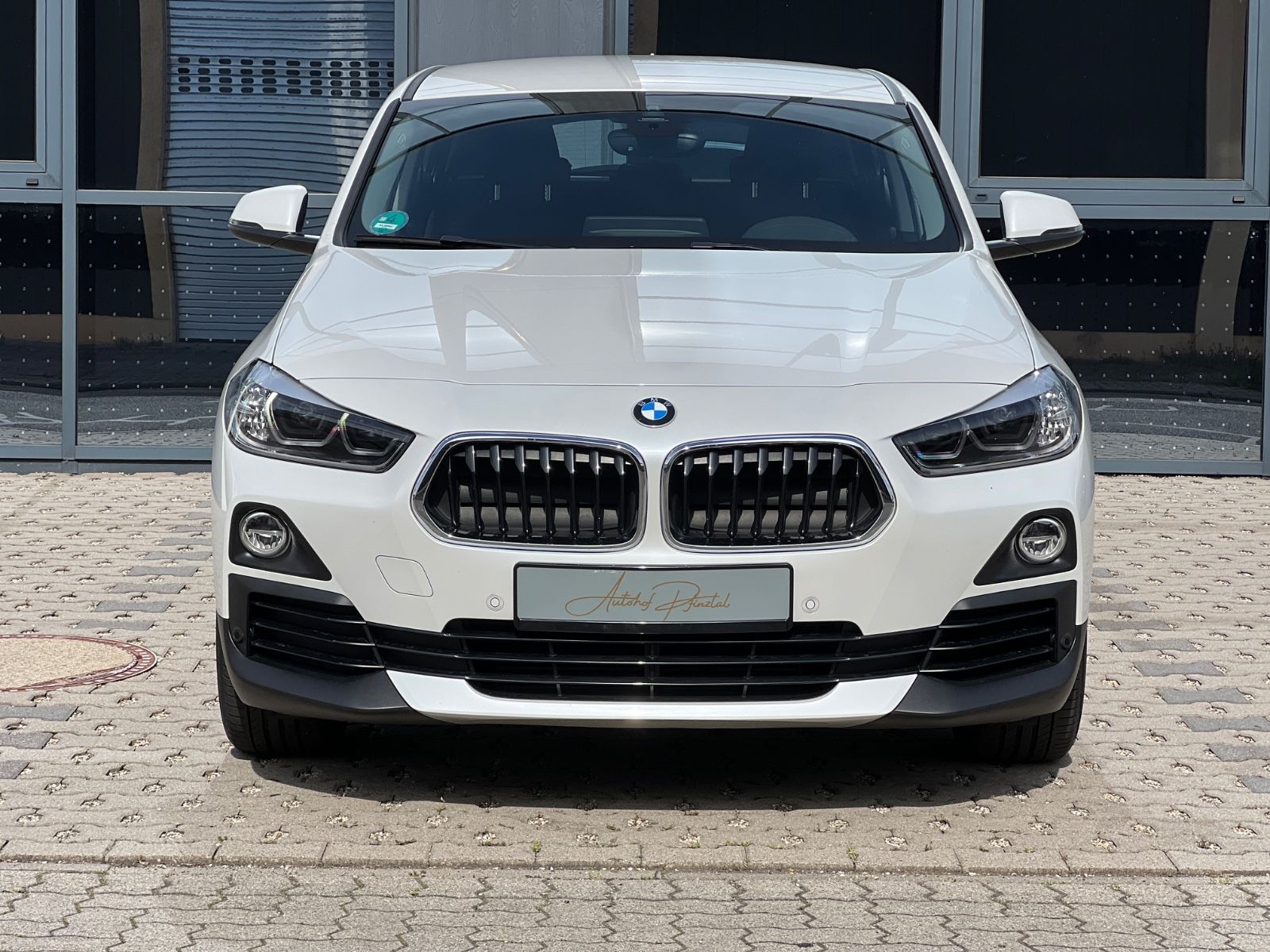 BMW X2 sDrive LED PDC HED-UP foto 2
