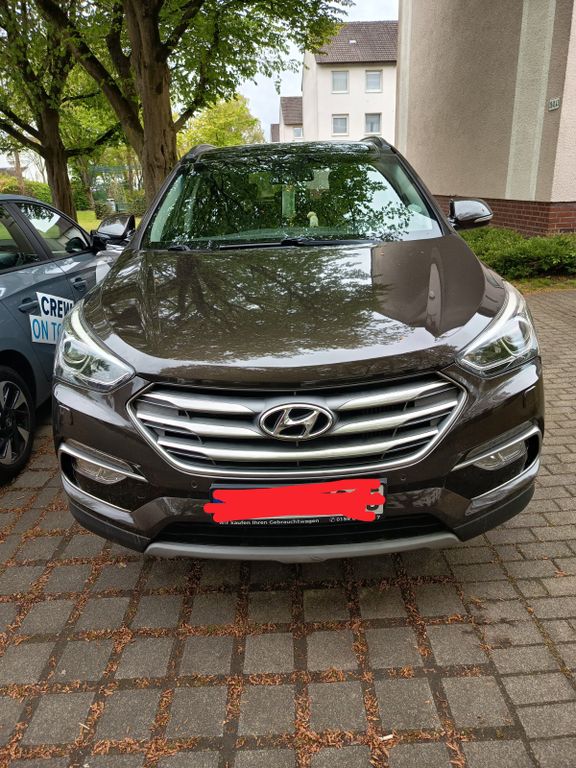 Image of Hyundai SANTA FE