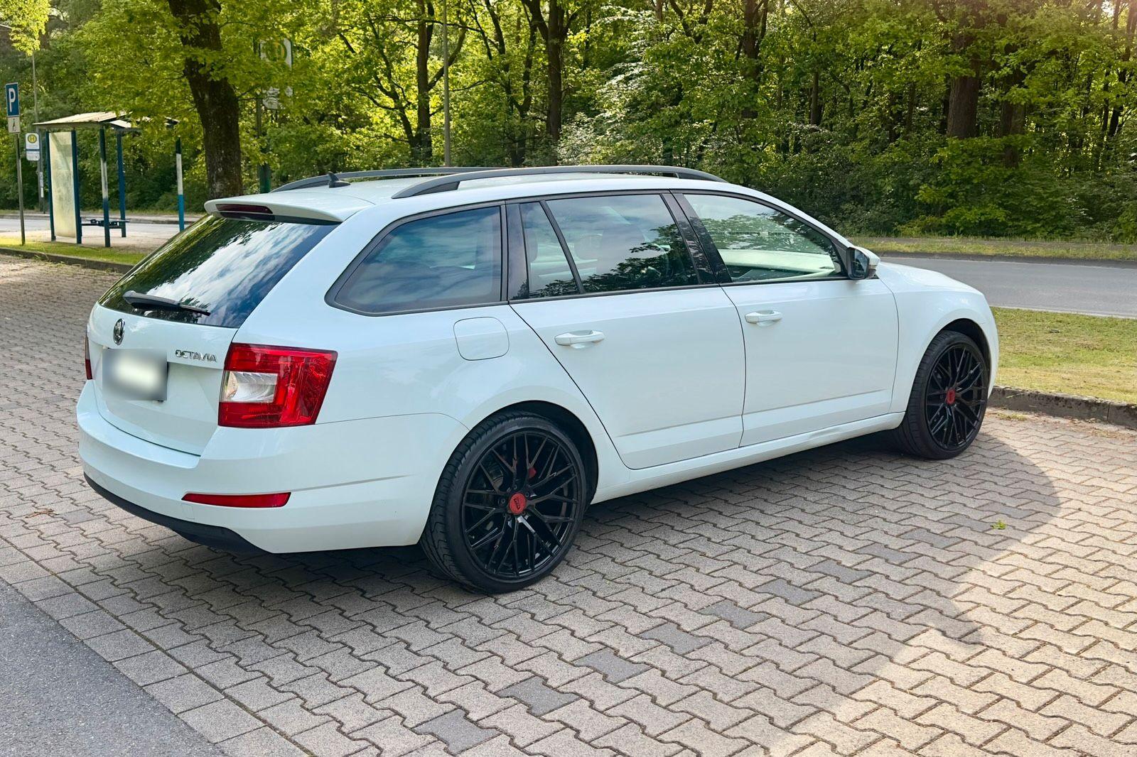 Skoda Octavia 2015 — фото 7