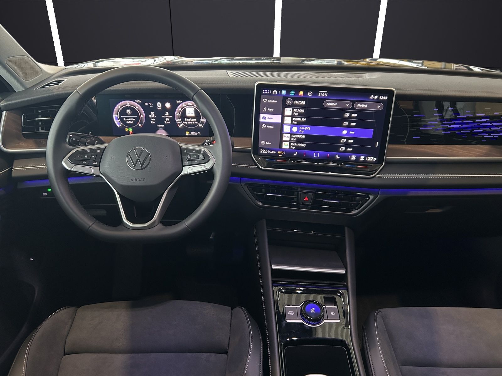 Fahrzeugabbildung Volkswagen Tayron TDI Elegance DSG LED+ AHZV RFK