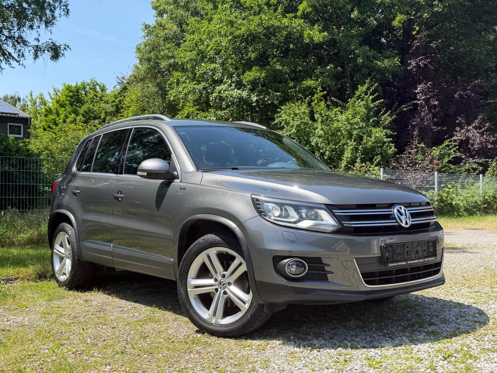 Volkswagen Tiguan Aut. SPORT 4Motion*1.HD*NAVI*XENON*AHK*
