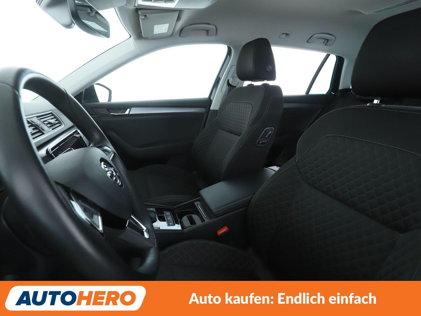 Skoda Superb 2.0 TDI Style Aut.*XENON*ACC*PDC*SHZ*