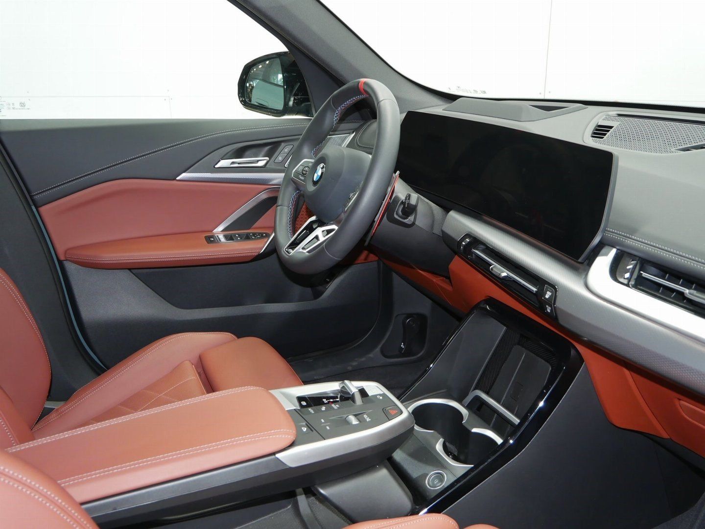 Fahrzeugeinzelansicht 9 Fahrzeugabbildung BMW X1 M35i xDrive |Aktivsitz |Head-Up |19 M LMR