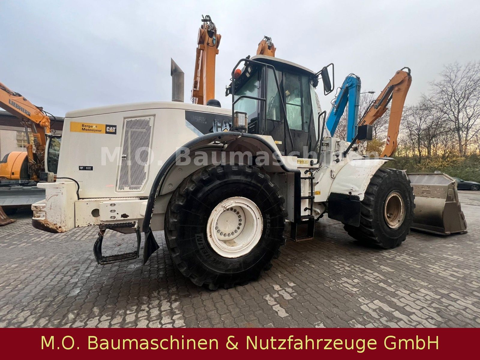 Fahrzeugabbildung CAT 966 H / AC / ZSA / Waage / Half Steering