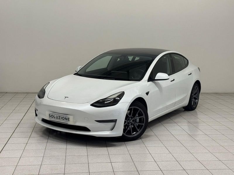 TESLA Model 3