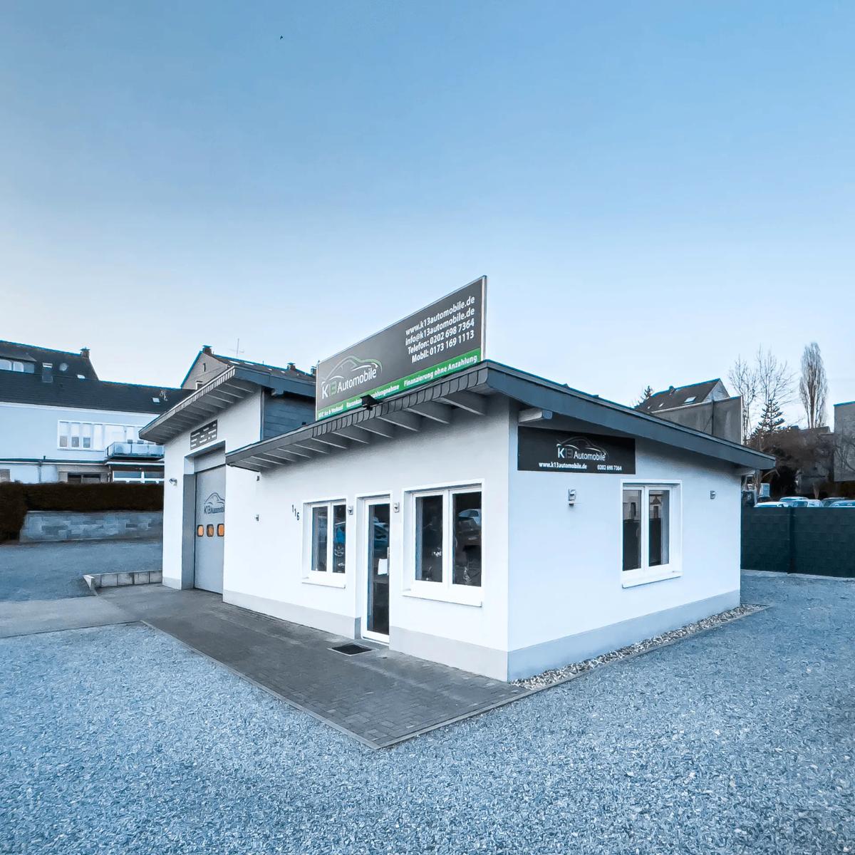 showroom-image-main