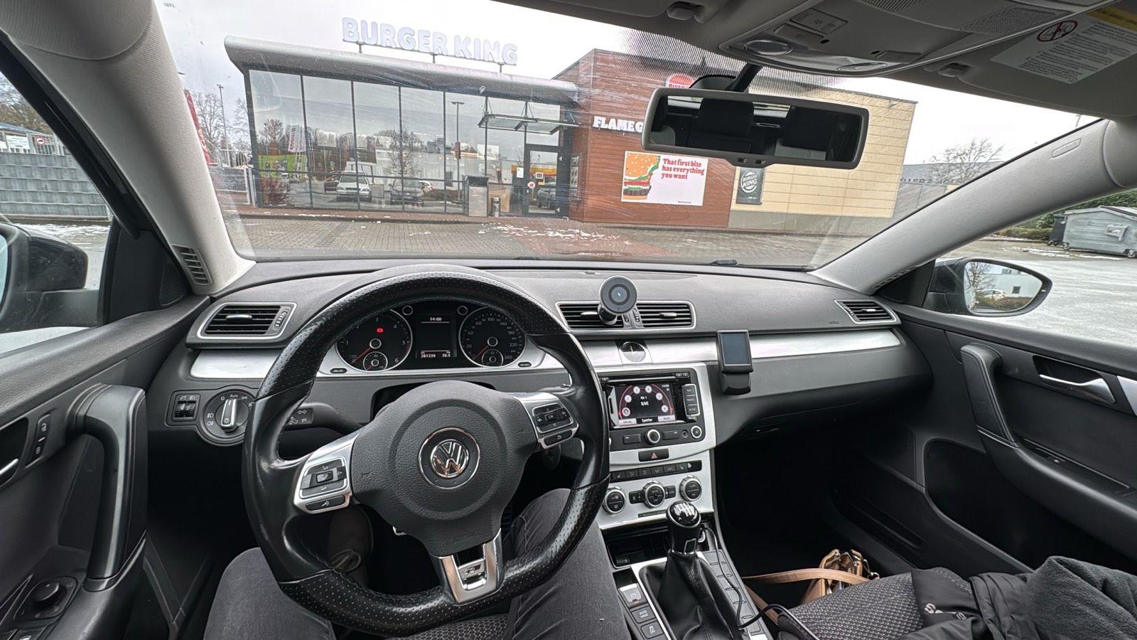 Volkswagen Passat 2013 — photo 8