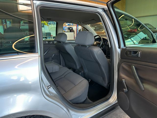 Volkswagen Passat*SZHZ*KLIMAAUTOMATIK*TÜV 092028*