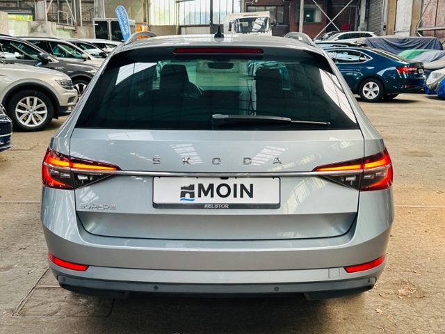 Skoda Superb Combi Ambition TDI DSG LED RFK NAVI PDC foto 5