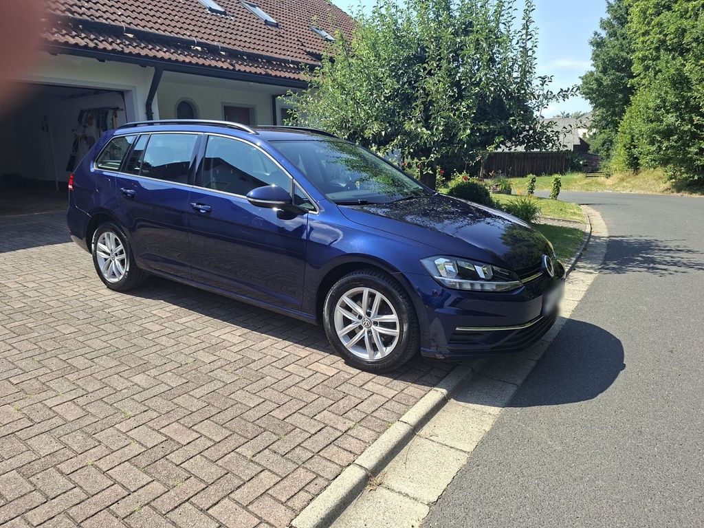 Image of Volkswagen Golf
