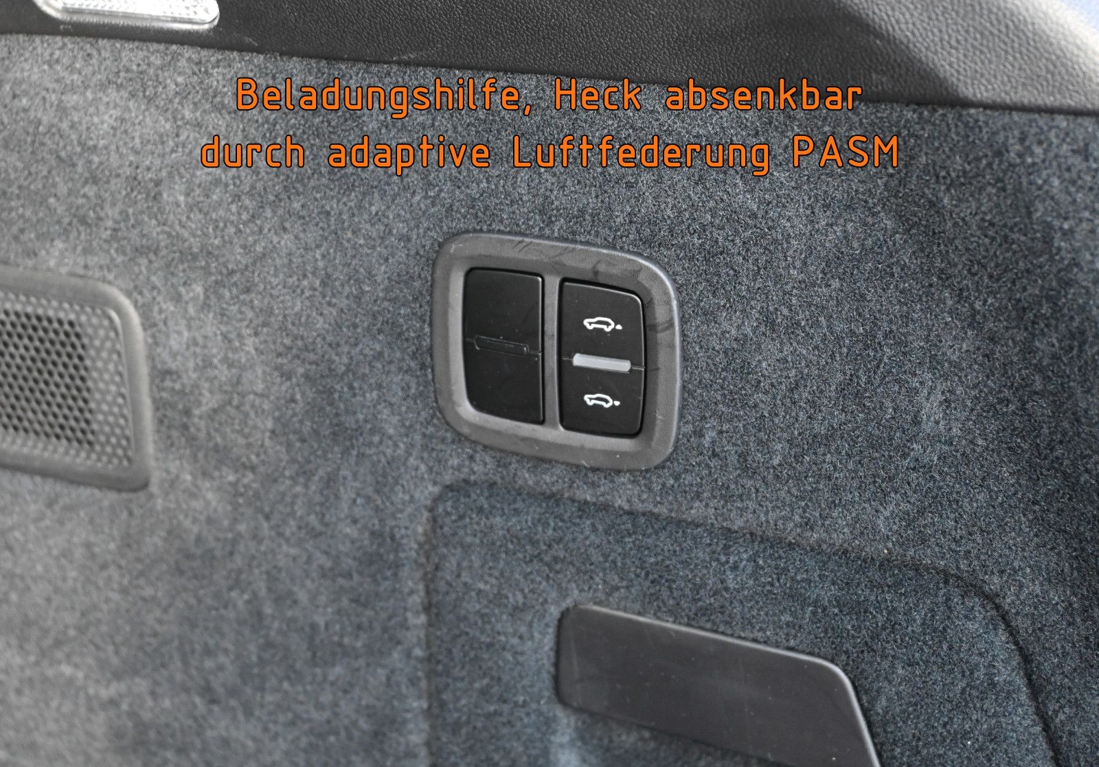 Fahrzeugabbildung Porsche Cayenne E-Hybrid SPORT DESIGN °UVP 156.695€°PDCC