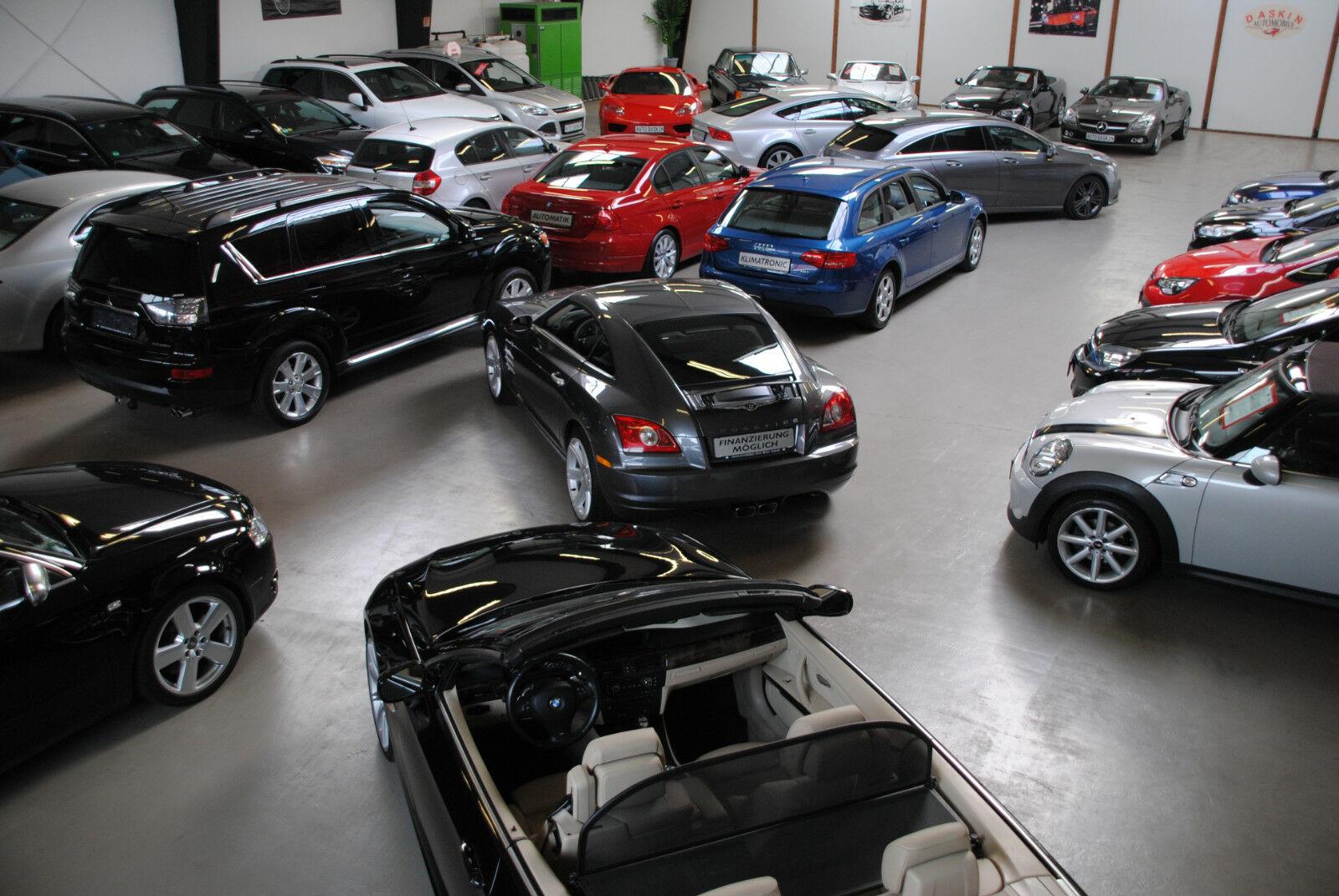 showroom-image-top