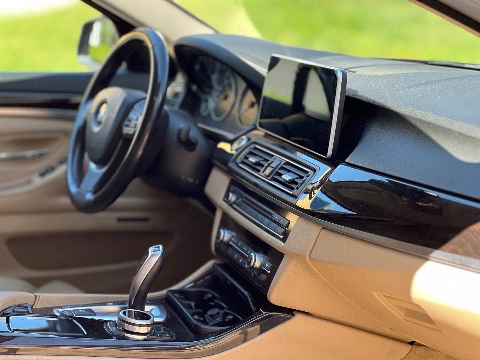BMW 525 2012 — photo 13