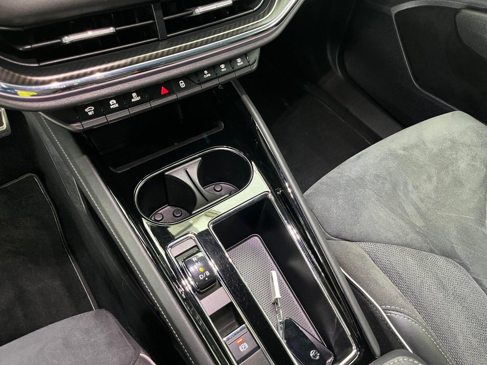 Skoda Enyaq 60 Sportline AHK Schwenkbar+Wärmepumpe