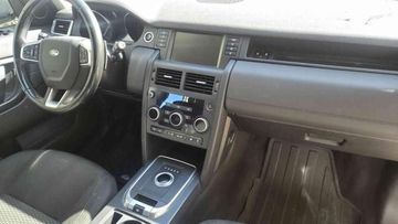 Land-Rover Discovery Sport - 9