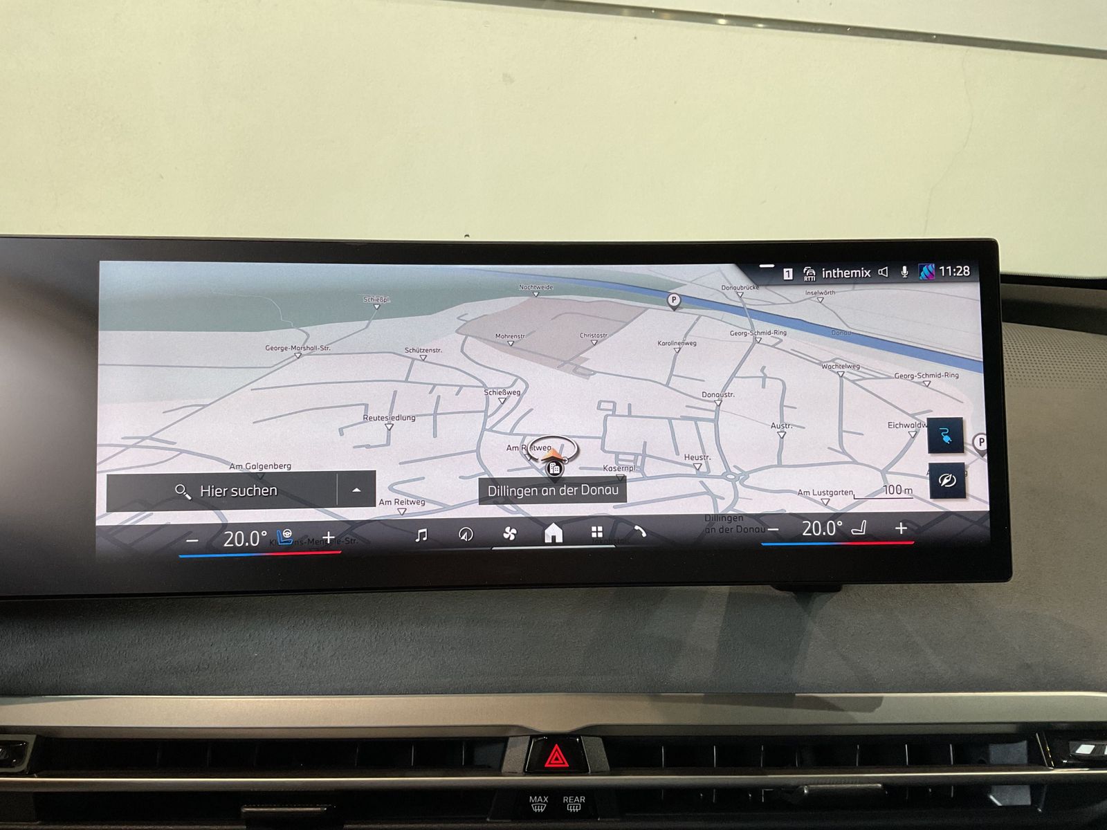 Fahrzeugabbildung BMW iX xDrive45 Harman Kardon Surround | Sitzbelüftu
