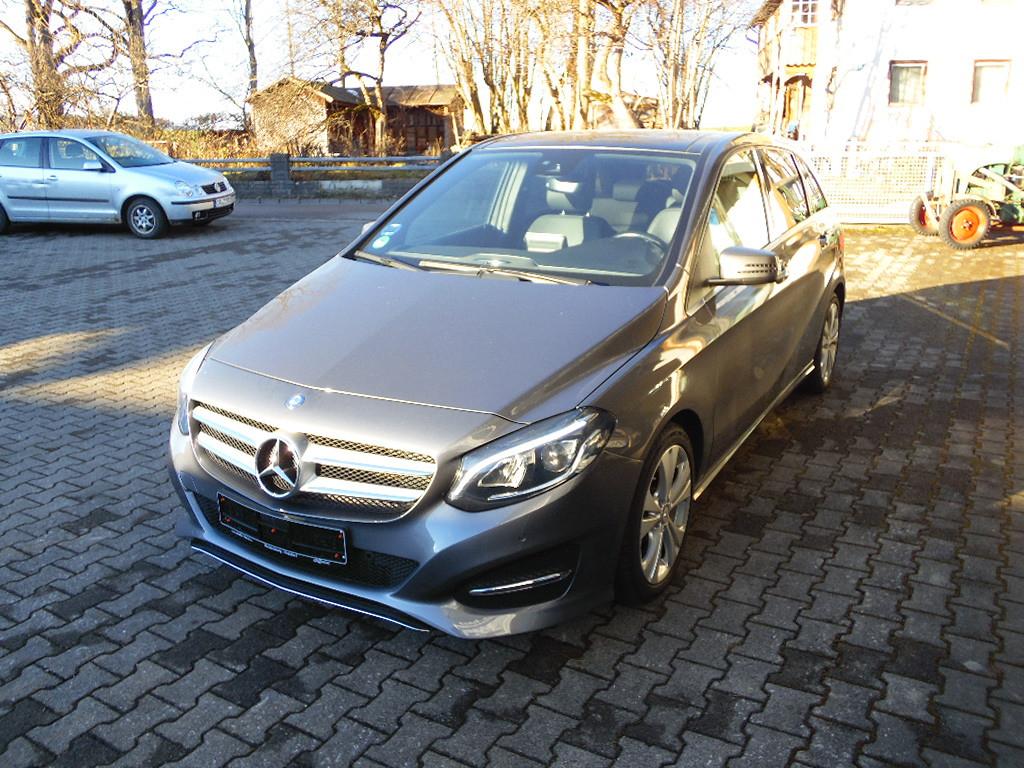 Mercedes-Benz B 220 4Matic