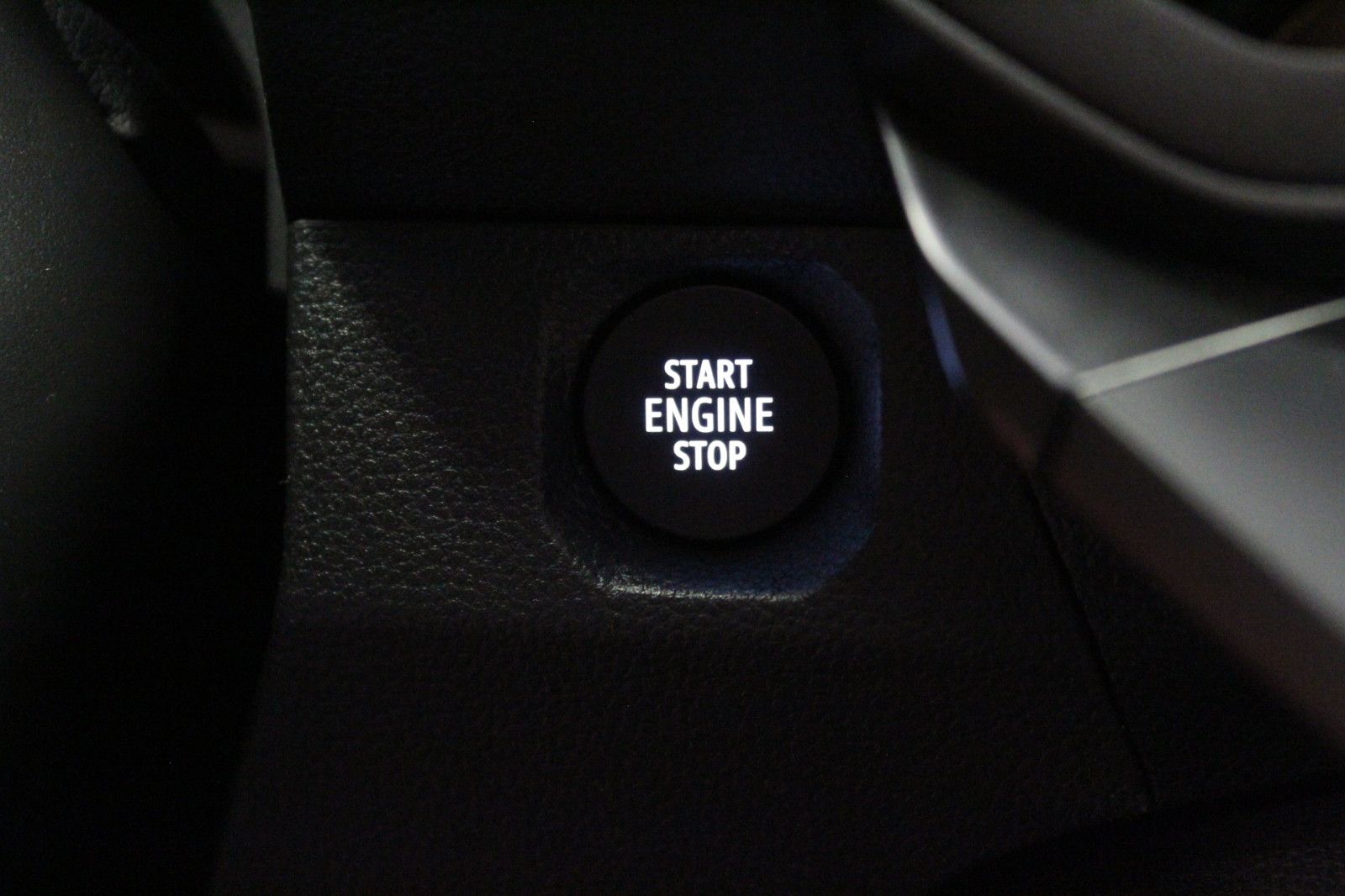 Fahrzeugabbildung Dacia Duster hybrid 155 Extreme *City-*Technik-*Winter