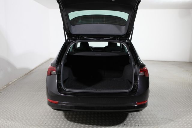 Skoda Octavia Combi IV 2.0 TDI DSG Style MATRIX NAVI