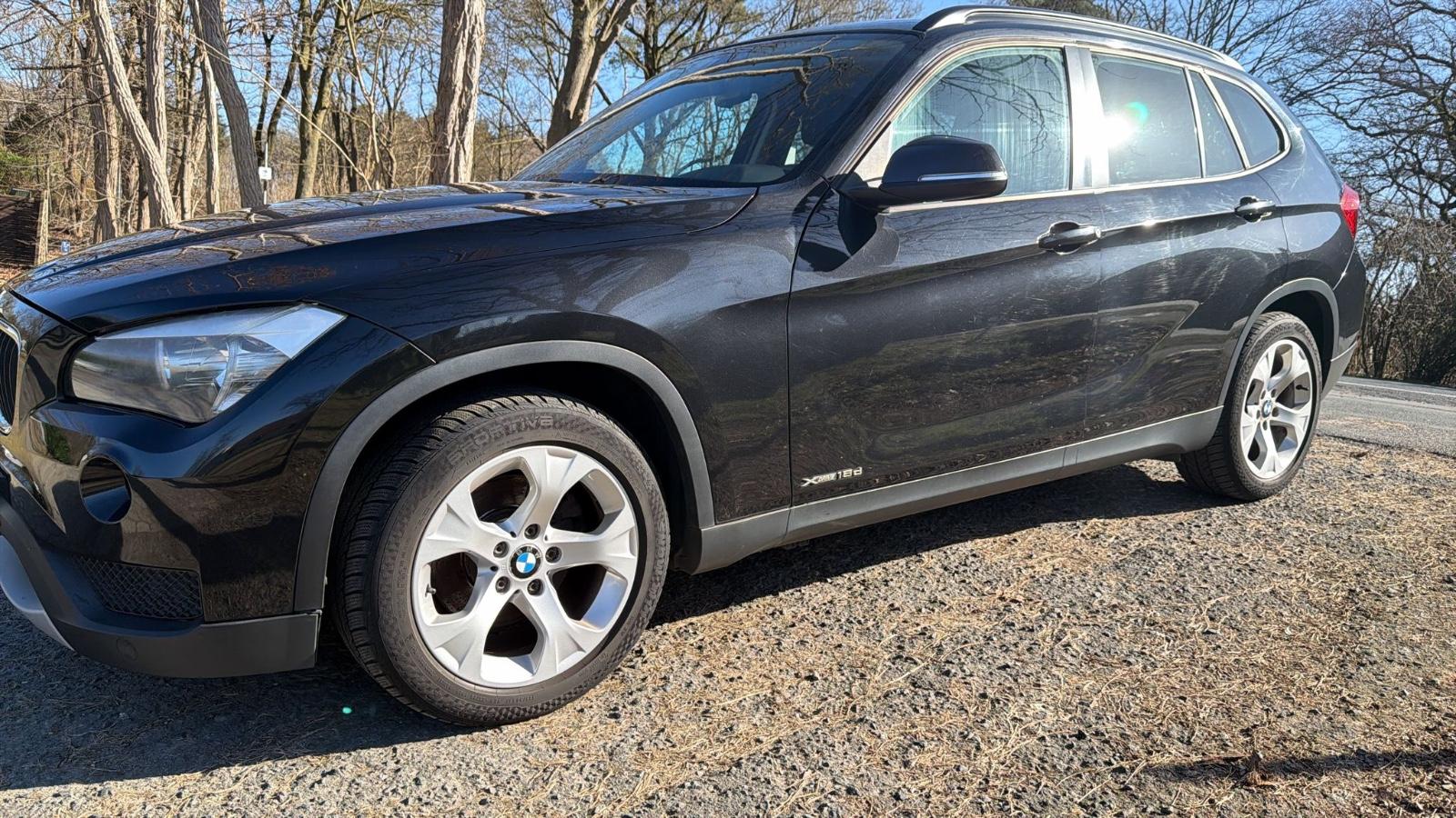 BMW X1 18 d xDrive/SITZHK/NAVI/AHK