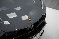 Urus 4.0 V8 PHEV SE 2025 GREY/BLACK RED