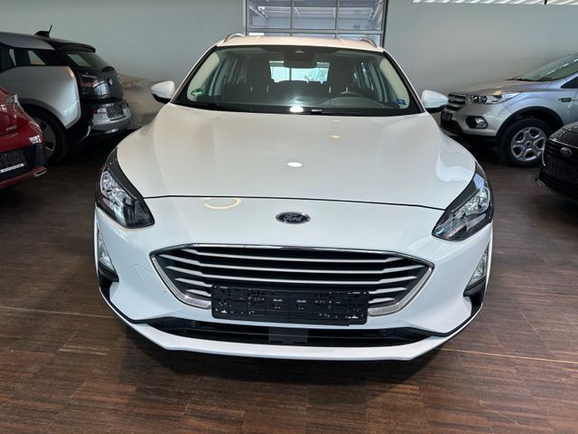Fahrzeugabbildung Ford Focus Turnier Cool & Connect*RFK*SHZ*8-FACH*1.HD