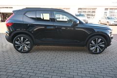 Fahrzeugabbildung Volvo XC40 T5 Recharge R-Design*360°*STDHZG*PANO*