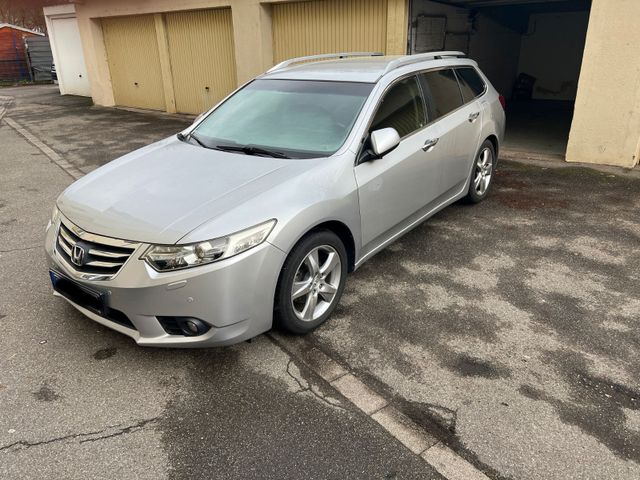 Honda Accord 2.0 Tourer Lifestyle Bi-Xenon