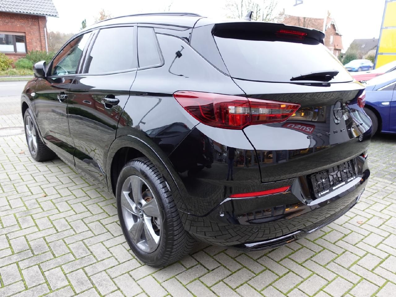 Fahrzeugabbildung Opel Grandland 1,2 GS Line