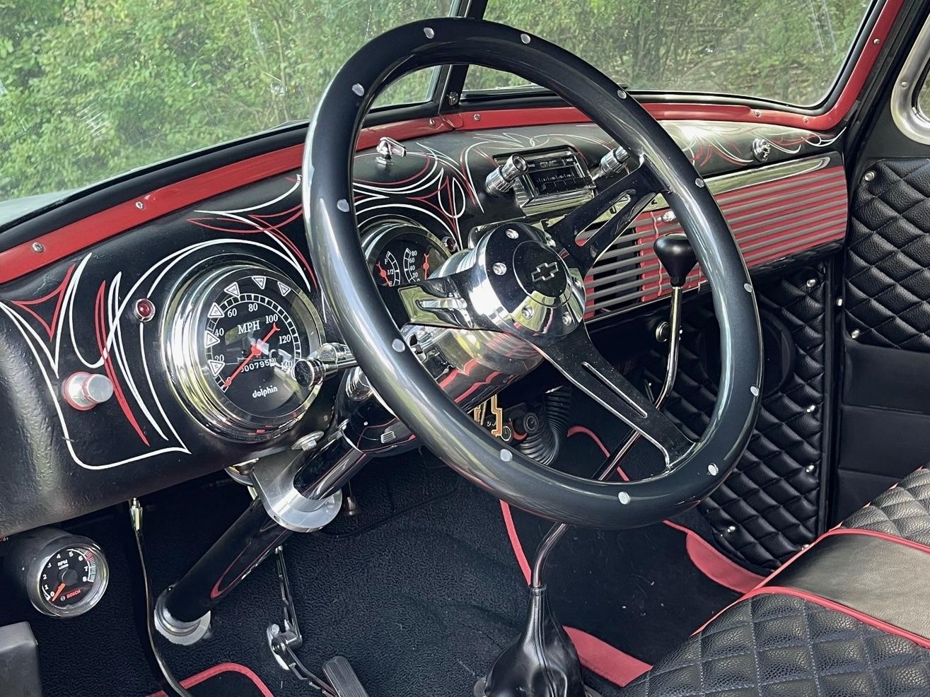 Chevrolet 3100 Shortbed Pick Up