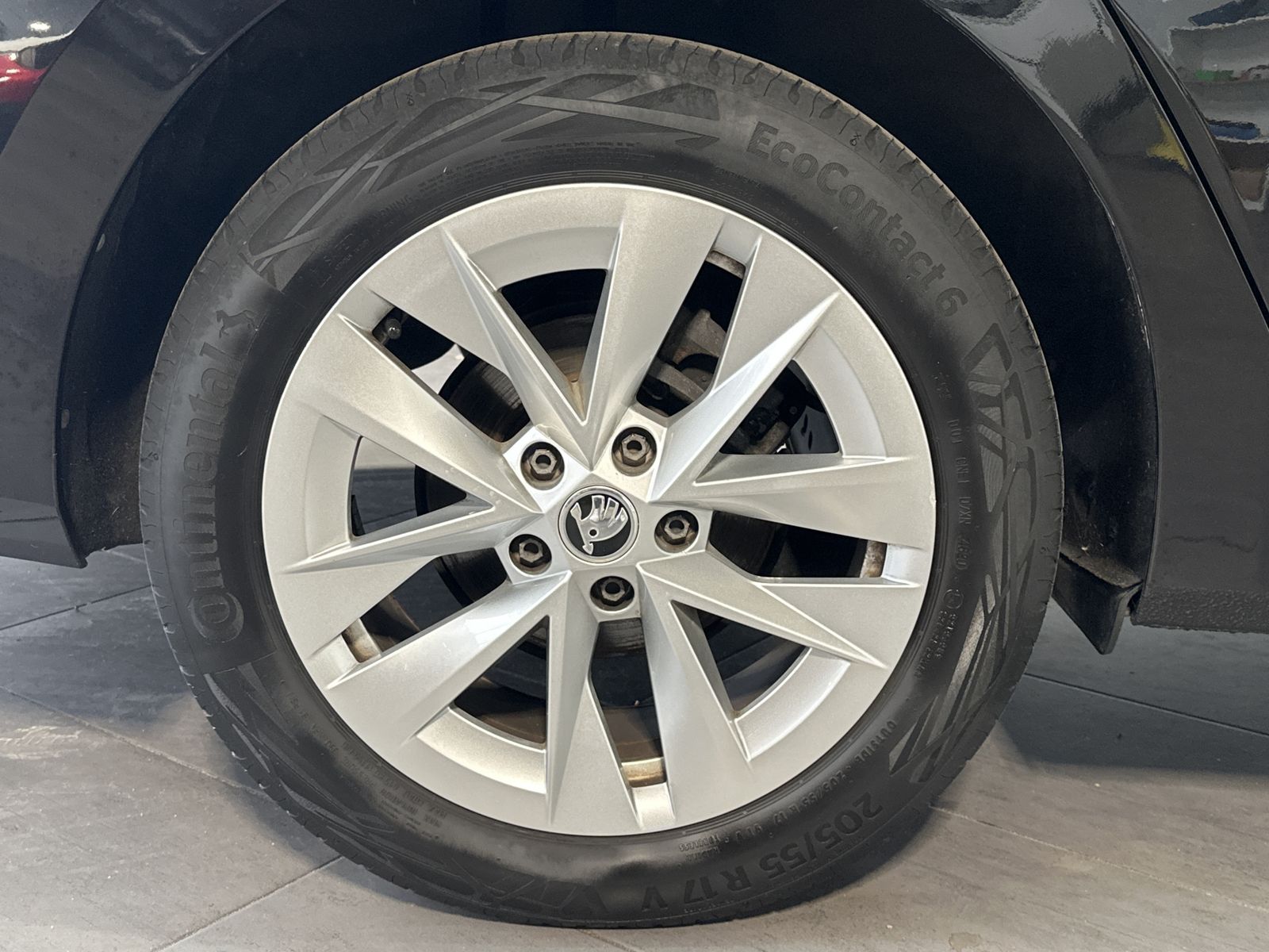 Fahrzeugabbildung SKODA Octavia Combi First Edition NAV+LED+PANO+LHZG+VC